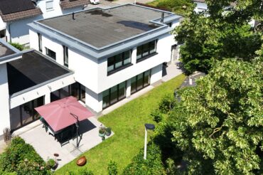 JA, zur außergewöhnlichen DHH mit zwei Stellplätzen in TOP-Lage von Solingen-Aufderhöhe – Bild: 28074