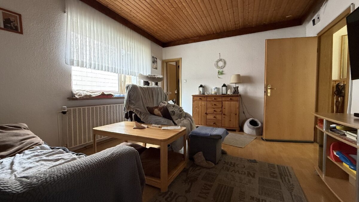 JA, zum ruhig gelegenen Ein-/Zweifamilienhaus mit Garagen  und  schönem Garten – Nähe Ittertal! – Bild: 28299