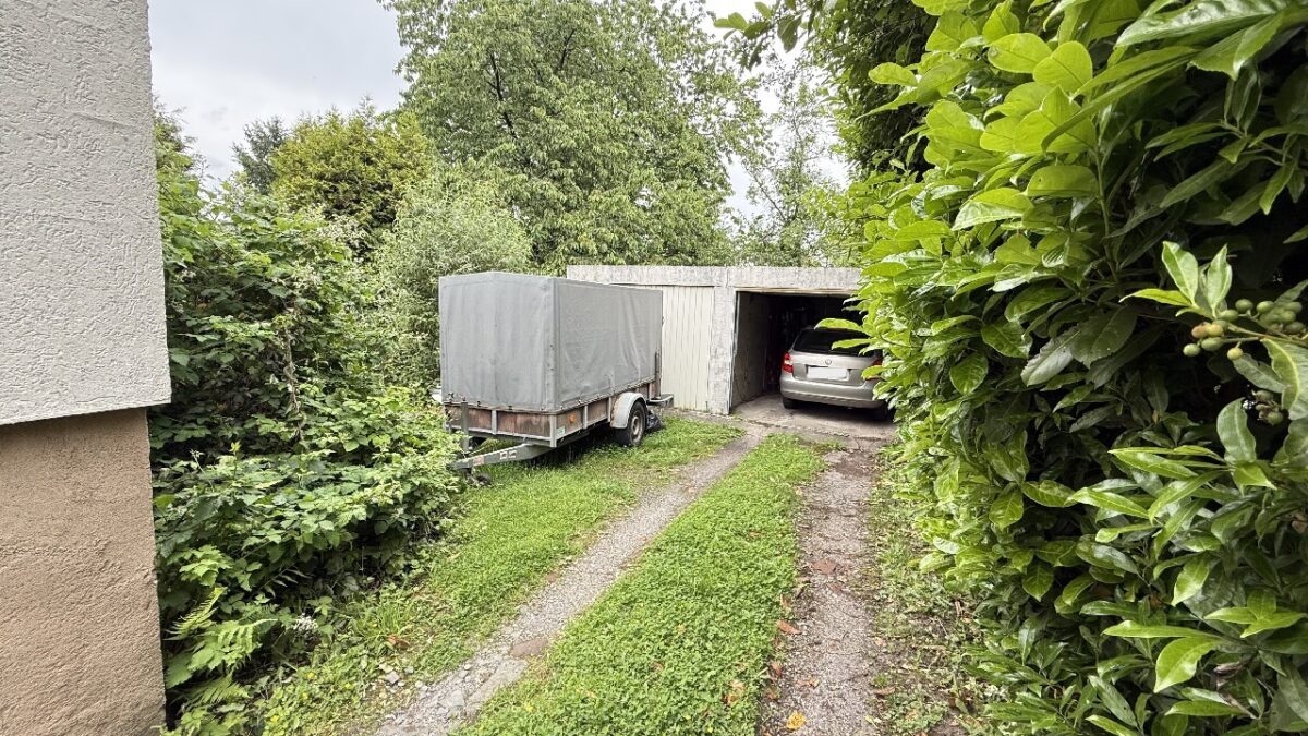 JA, zum ruhig gelegenen Ein-/Zweifamilienhaus mit Garagen  und  schönem Garten – Nähe Ittertal! – Bild: 28310