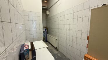 JA, zur großzügigen Gewerbehalle mit Büro-, Lagerfläche  und  großen Außenlagerflächen in Solingen-Wald – Bild: 28372