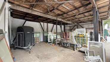 JA, zur großzügigen Gewerbehalle mit Büro-, Lagerfläche  und  großen Außenlagerflächen in Solingen-Wald – Bild: 28382