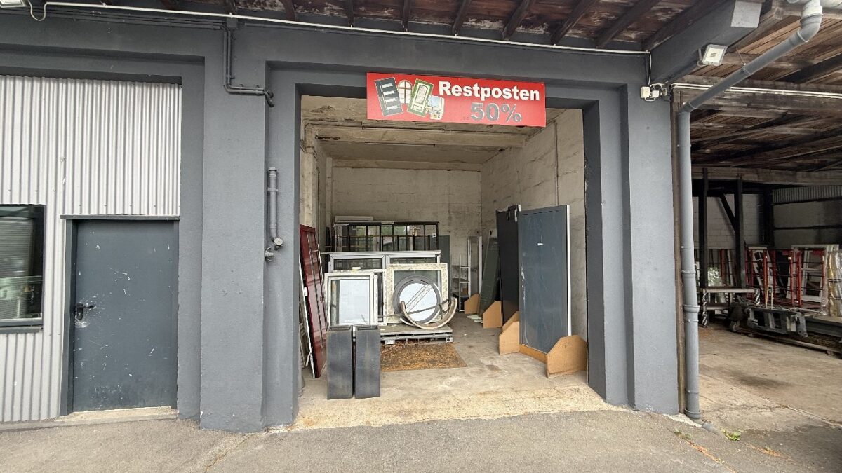 JA, zur großzügigen Gewerbehalle mit Büro-, Lagerfläche  und  großen Außenlagerflächen in Solingen-Wald – Bild: 28383
