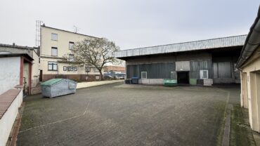 JA, zur Gewerbeliegenschaft mit Lagerhalle, Betriebsgebäude und Wohnhaus in Solingen-Wald – Bild: 28794