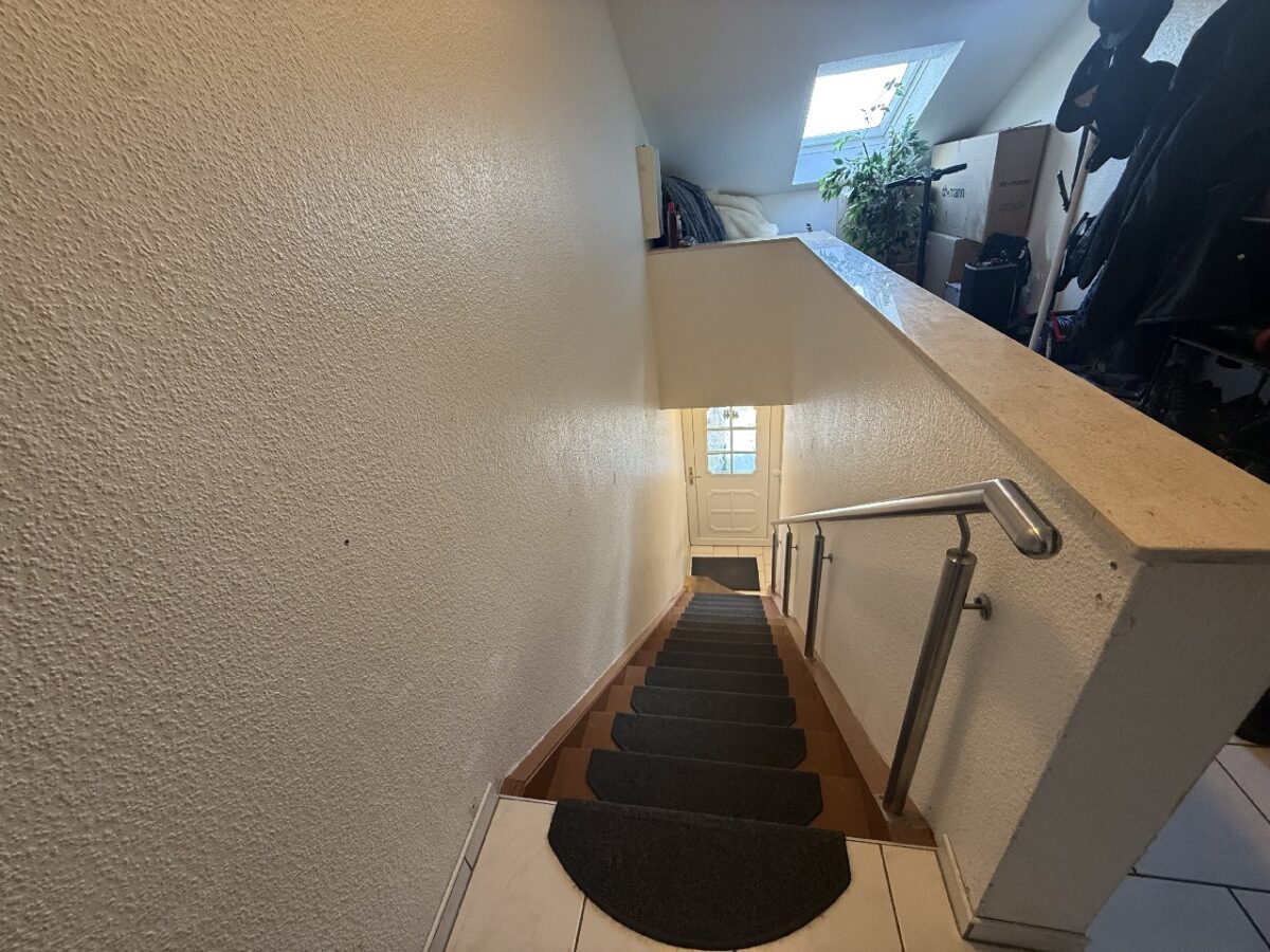 JA, zur gepflegten 3-Zimmer-Eigentumswohnung mit Balkon und Stellplatz in Solingen-Gräfrath! – Bild: 28822