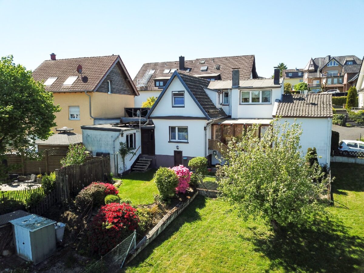 JA, zum Einfamilienhaus mit Einliegerwohnung,Garten und Garage in ruhiger Lage von Solingen-Gräfrath – Bild: 28958