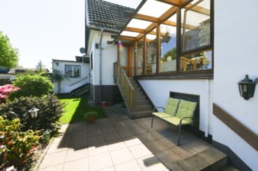 JA, zum Einfamilienhaus mit Einliegerwohnung,Garten und Garage in ruhiger Lage von Solingen-Gräfrath – Bild: 28959
