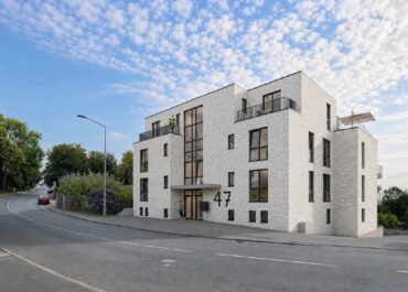 JA, zur exklusiven Neubau-Mietwohnung mit unverbaubarem Weitblick ins Grüne! – Bild: 29157