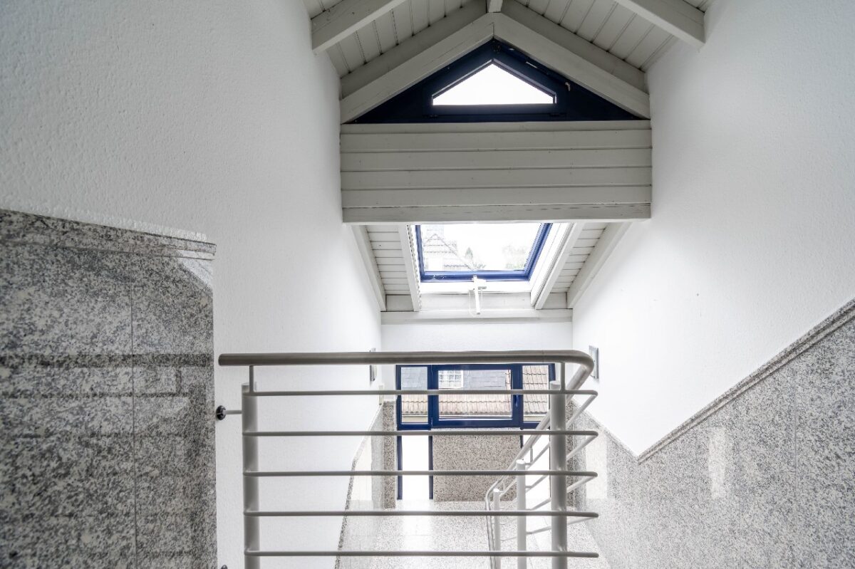 Bürohaus mit langfristigen Mietverträgen in hervorragender Lage. Anlageobjekt ohne Käuferprovision! – Bild: 29336
