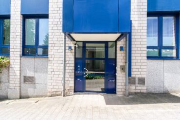 Bürohaus mit langfristigen Mietverträgen in hervorragender Lage. Anlageobjekt ohne Käuferprovision! – Bild: 29315