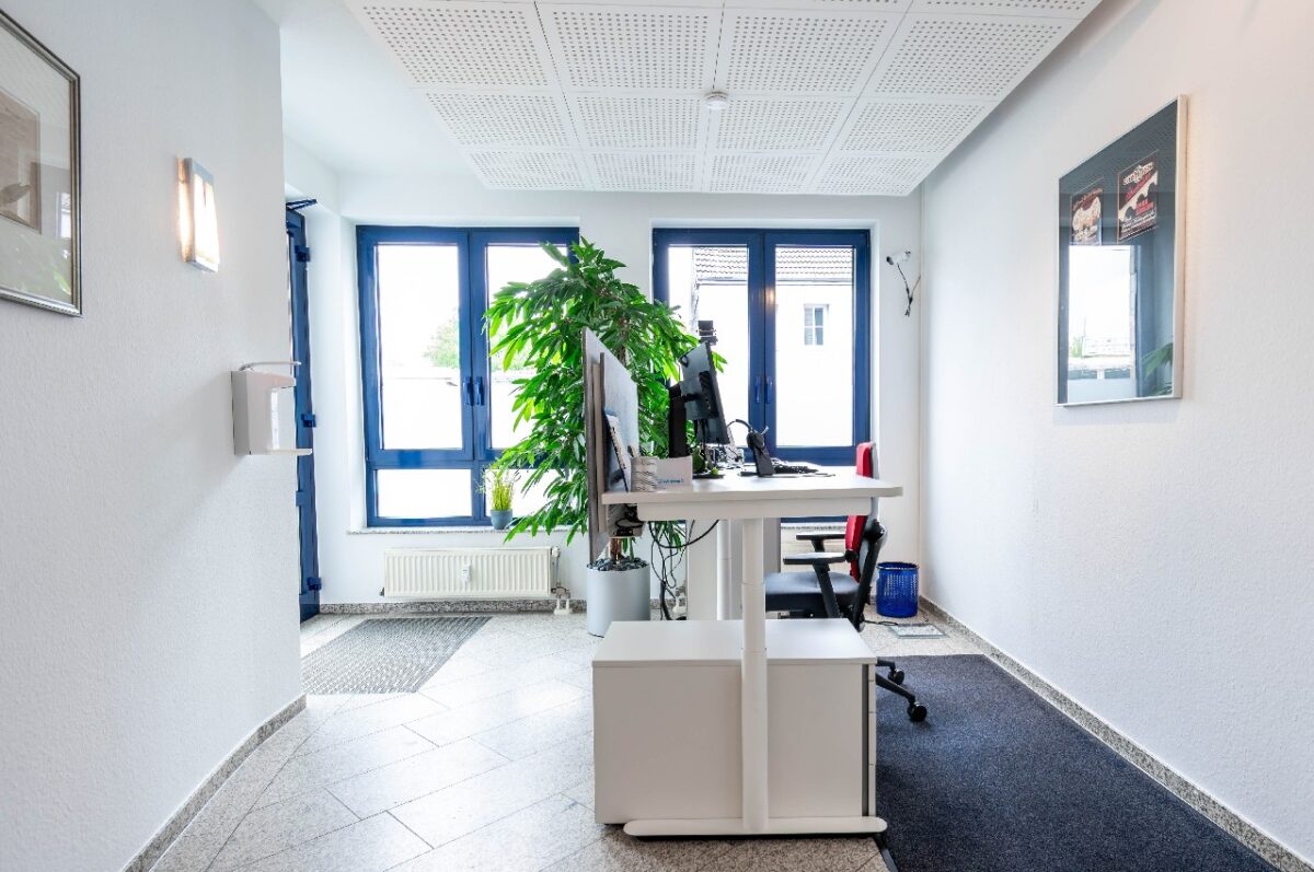 Bürohaus mit langfristigen Mietverträgen in hervorragender Lage. Anlageobjekt ohne Käuferprovision! – Bild: 29320