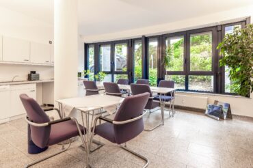 Bürohaus mit langfristigen Mietverträgen in hervorragender Lage. Anlageobjekt ohne Käuferprovision! – Bild: 29345