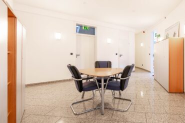 Bürohaus mit langfristigen Mietverträgen in hervorragender Lage. Anlageobjekt ohne Käuferprovision! – Bild: 29346