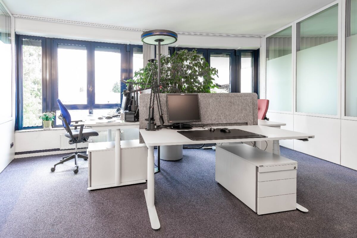 Bürohaus mit langfristigen Mietverträgen in hervorragender Lage. Anlageobjekt ohne Käuferprovision! – Bild: 29333