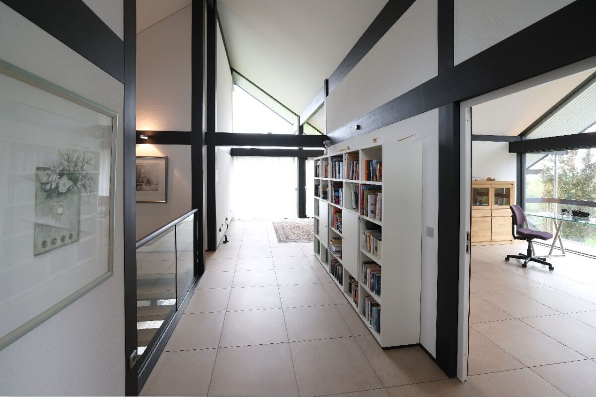 DAS HUF-HAUS mit großem Garten, Doppelgarage und Carport in TOP-Lage von Solingen-Widdert! – Bild: 29654