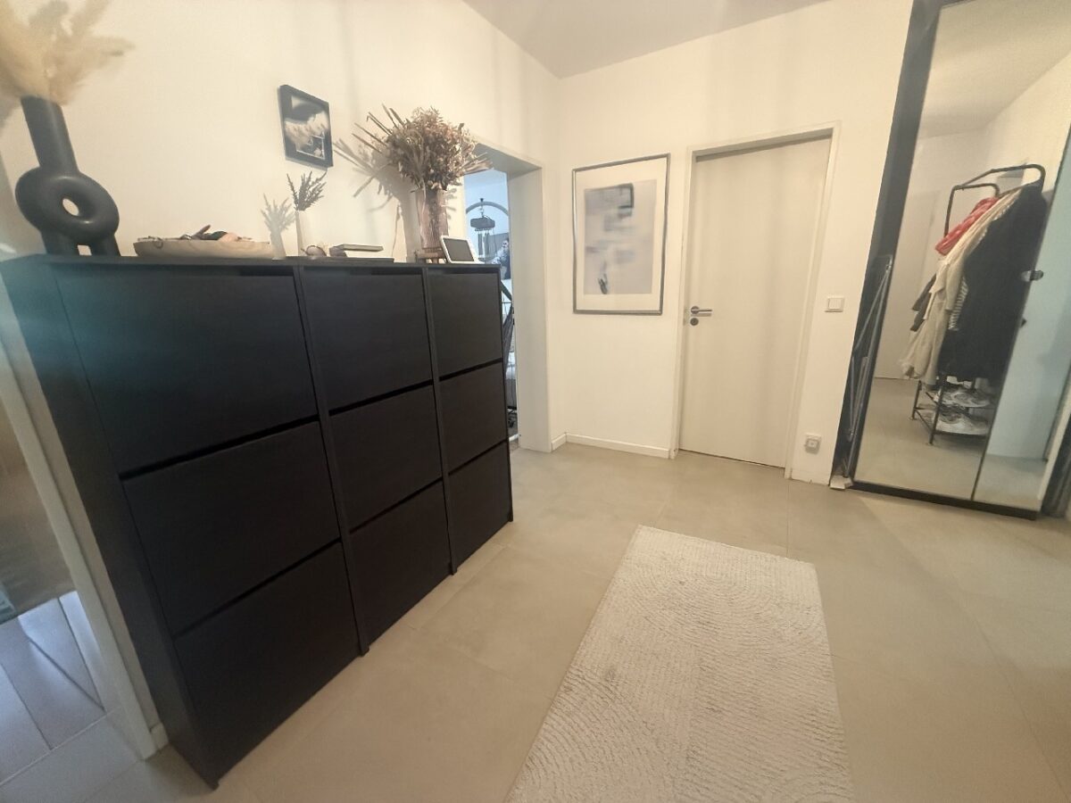 JA, zur 3-Zimmer-Eigentumswohnung mit großem Balkon und Stellplatz in begehrter Lage Nähe Klinikum! – Bild: 29052