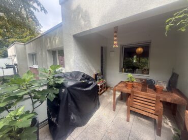 JA, zur 3-Zimmer-Eigentumswohnung mit großem Balkon und Stellplatz in begehrter Lage Nähe Klinikum! – Bild: 29055