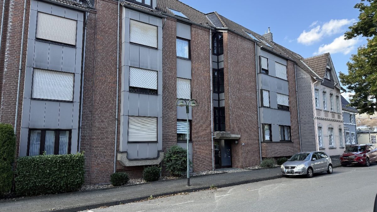 JA, zur großzügigen 3-Zimmer-Mietwohnung mit Sonnenbalkon in Solingen-Höhscheid! – Bild: 29818