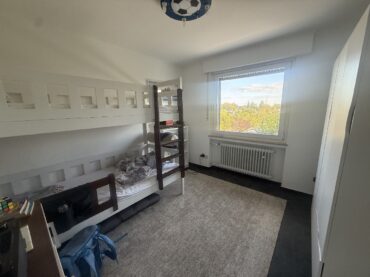 JA, zur modernisierten Doppelhaushälfte mit Weitblick und zwei Garagen in der Solinger Südstadt – Bild: 29778